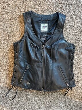 Size Large Harley-Davidson Black Leather Women's Lace-Up Zip Vest